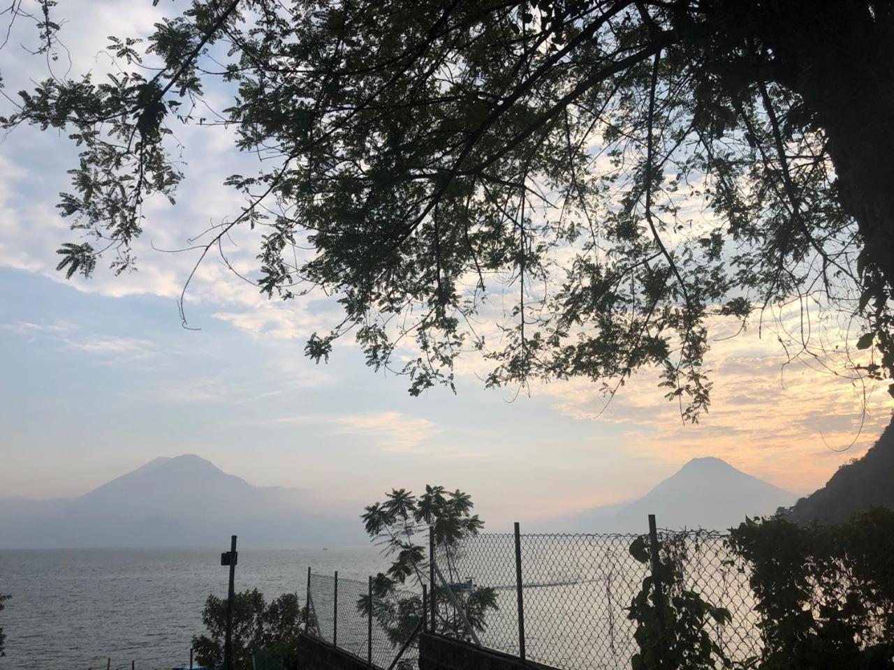 The Paradise Of Atitlan Suites - Free Breakfast Supplies 帕纳哈切尔 外观 照片