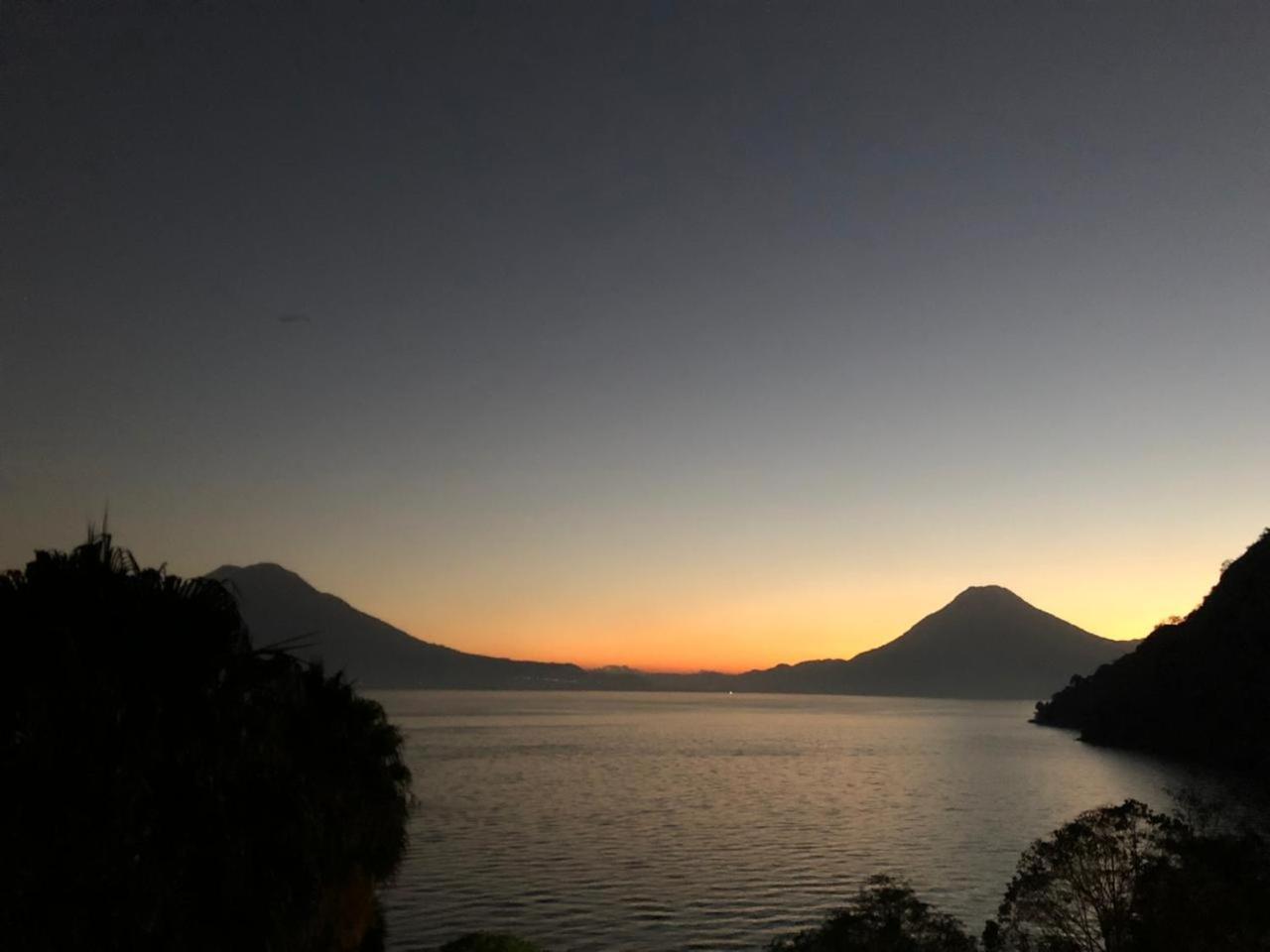 The Paradise Of Atitlan Suites - Free Breakfast Supplies 帕纳哈切尔 外观 照片